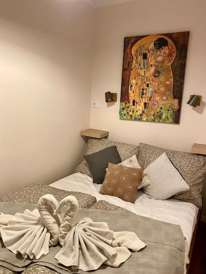 Ferienwohnung Mrs. Columbo'S Flat Budapest Exterior foto